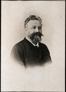 フランスの指揮者でヴァイオリニストのエドワールコロン（1838-1910）の肖像。 作： French Photographer